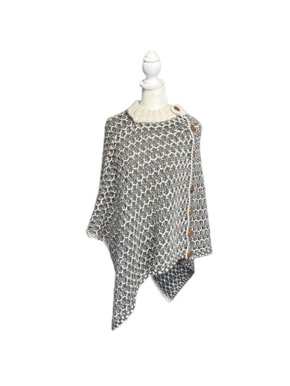 Simply Noelle Chunky Knit Mock Neck Side Button Poncho Shawl Sweater Size OS